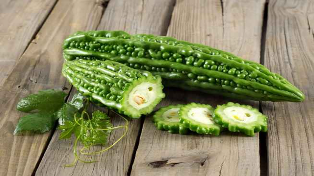 8 Manfaat Pare untuk Kesehatan Tubuh